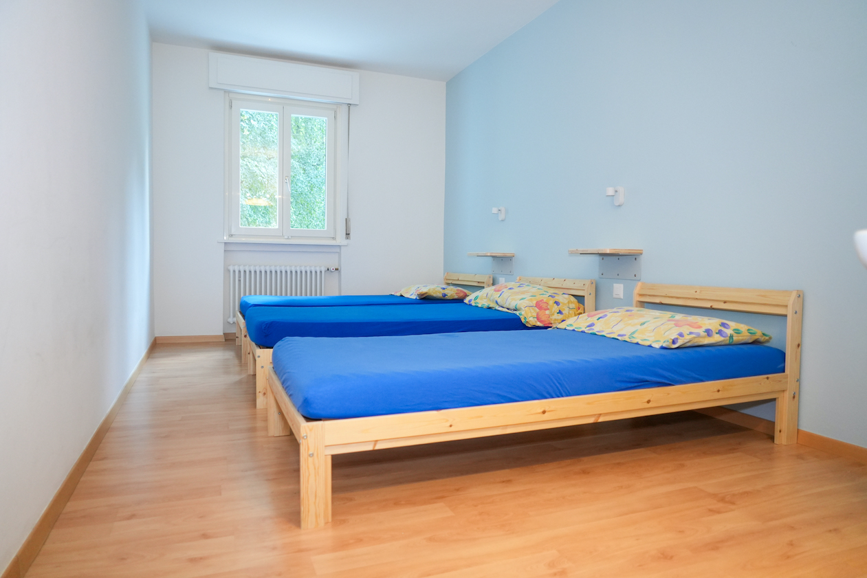 La Casa Montanina dispone di 110 posti letto.